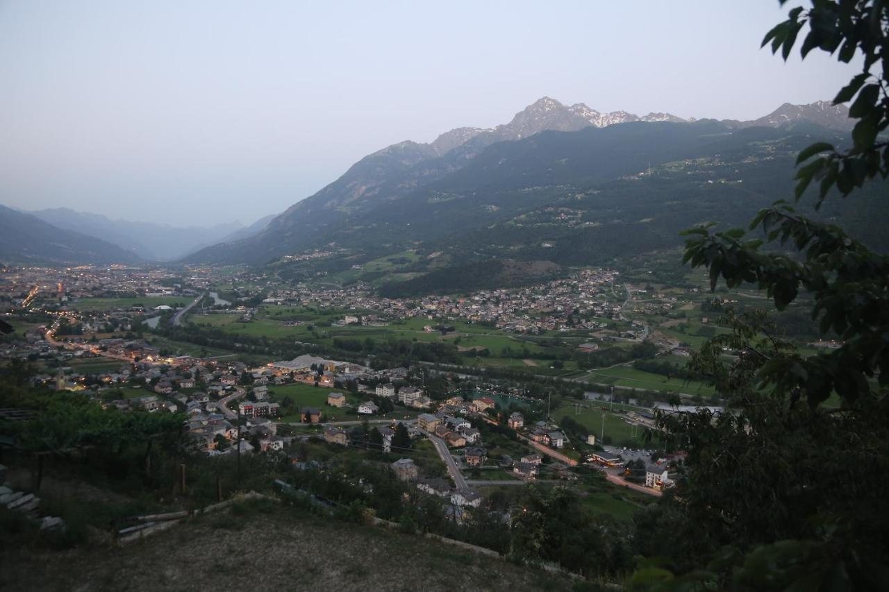 Suite Del Villaggio Sarre Exteriér fotografie